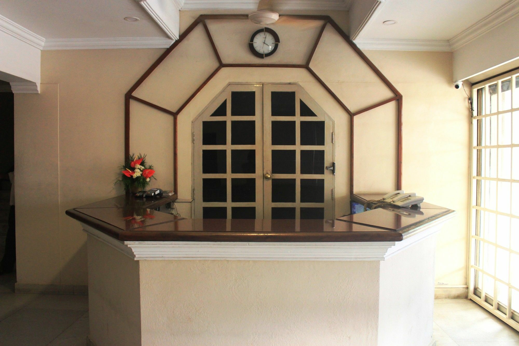 Hotel Keerthi Thiruvananthapuram Zewnętrze zdjęcie